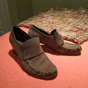 Tan suede Timberland shoes.